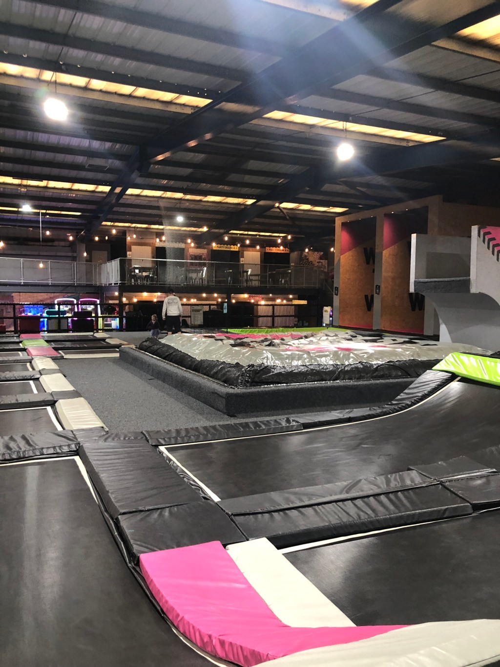 Jump Inc, Lincoln